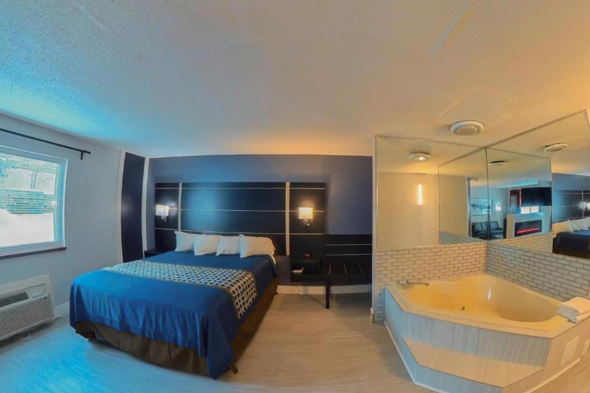 Coratel Inn & Suites By Jasper Hastings Kültér fotó